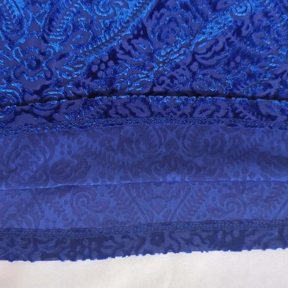 NWT LOFT Mosaic Cozy Velour Top, Cinderella Blue Size M - Picture 7 of 13